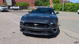 Used 2018 Ford Mustang Premium image 3