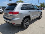 Used 2021 Jeep Grand Cherokee Limited w/ Luxury Group II image 4
