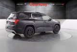 Used 2020 GMC Acadia SLT w/ Driver Alert Package II image 3
