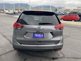 Used 2017 Nissan Rogue SV image 6