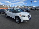 Used 2020 Nissan Kicks S image 3