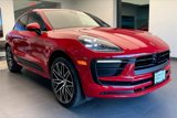 Certified 2024 Porsche Macan image 5