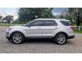 Used 2017 Ford Explorer XLT w/ Equipment Group 202A image 4