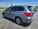 Used 2020 Nissan Pathfinder SL image 3