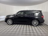 Used 2015 INFINITI QX80 4WD w/ Deluxe Technology Package image 2