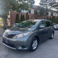 Used 2013 Toyota Sienna LE image 2
