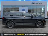 Certified 2022 Volkswagen Tiguan SE w/ Panoramic Sunroof Package image 6