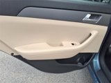 Used 2015 Hyundai Sonata SE image 6