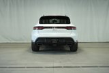 New 2025 Porsche Macan image 4