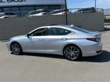 Used 2025 Lexus ES 300h w/ Premium Package image 4