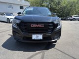 Used 2022 GMC Terrain SLE w/ Driver Convenience Package image 2