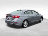 Used 2018 Chevrolet Cruze LT w/ Convenience Package image 5