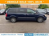 Used 2013 Chrysler Town & Country Touring-L w/ Driver Convenience Group image 2