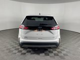 Used 2021 Ford Edge SEL w/ Convenience Package image 4