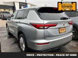 Used 2023 Mitsubishi Outlander ES image 4