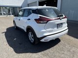 Used 2022 Nissan Kicks S image 3