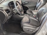 Used 2019 Jeep Cherokee Latitude Plus w/ Comfort/Convenience Group image 6