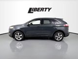 Used 2021 Ford Edge SEL w/ Convenience Package image 4