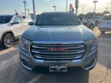 Used 2024 GMC Terrain SLT image 2