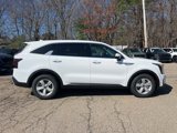 New 2025 Kia Sorento LX image 4