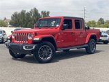 Used 2020 Jeep Gladiator Overland image 2
