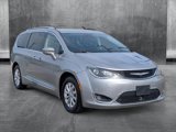 Used 2018 Chrysler Pacifica Touring-L w/ Advanced Safetytec Group image 3