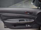 Used 2004 Volkswagen Passat GLX image 3