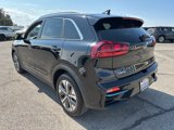 Used 2021 Kia Niro EX image 5