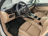 Used 2023 Porsche Macan image 4