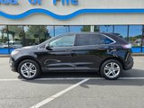 Used 2018 Ford Edge Titanium image 2