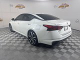 Used 2020 Nissan Altima 2.5 SR w/ Premium Package image 3
