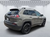Used 2023 Jeep Cherokee Altitude Lux image 3