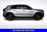 Certified 2022 Volkswagen Atlas Cross Sport SE image 2