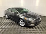 Used 2019 Ford Fusion SE image 3