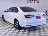 Used 2017 Volkswagen Jetta SE image 5