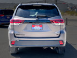 Used 2019 Toyota Highlander SE w/ Nightshade Edition image 4