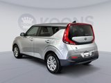 Used 2020 Kia Soul LX image 4