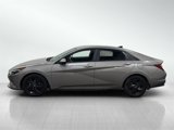 Used 2022 Hyundai Elantra SEL w/ Convenience Package image 3