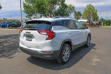Used 2024 GMC Terrain SLT image 6