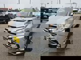 Used 2019 Toyota Highlander XLE image 2