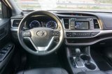 Used 2018 Toyota Highlander LE image 5