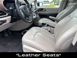 Used 2017 Chrysler Pacifica Touring-L image 6