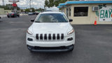 Used 2017 Jeep Cherokee Sport image 2