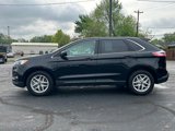 Used 2023 Ford Edge SEL image 4