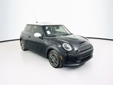 Used 2024 MINI Cooper SE image 3