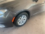 Used 2022 Chrysler Voyager LX image 4