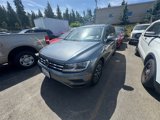 Used 2019 Volkswagen Tiguan SE w/ Panoramic Sunroof Package image 2