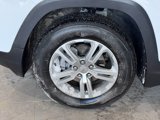 Used 2024 GMC Terrain SLE image 4