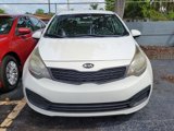 Used 2015 Kia Rio LX image 2