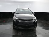Used 2023 Chevrolet Bolt EUV LT w/ Driver Confidence Package image 2